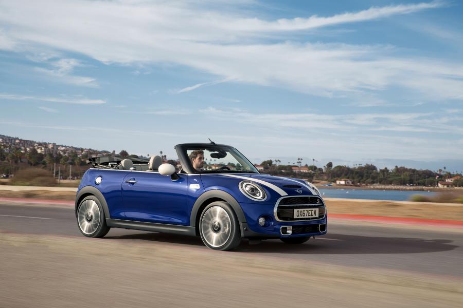  Mini Cooper S Cabrio (F57) 2018 года  (WW) (фото 171 из 222)